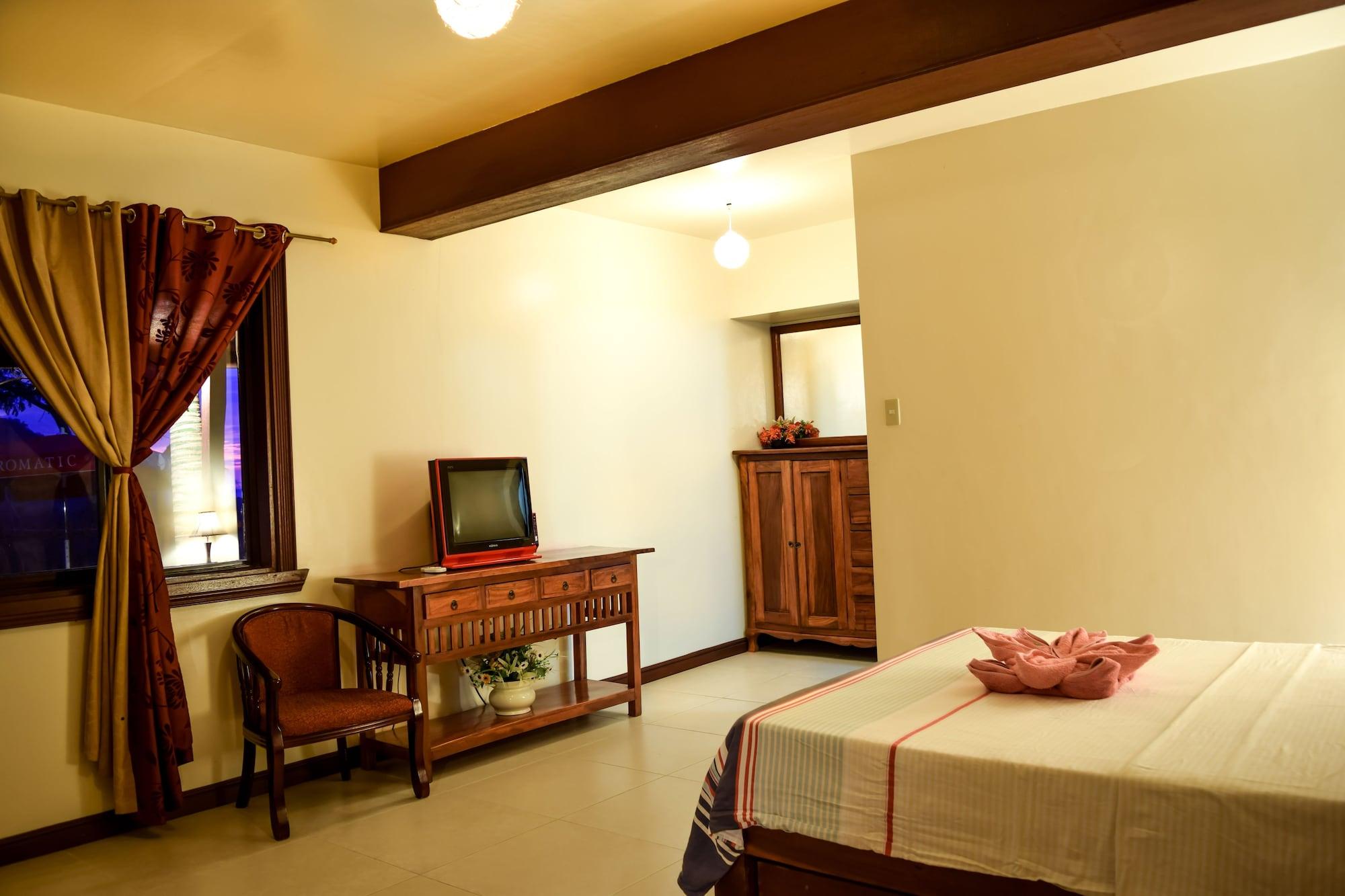 פוארטו גאלרה Tribal Hills Mountain Resort מראה חיצוני תמונה