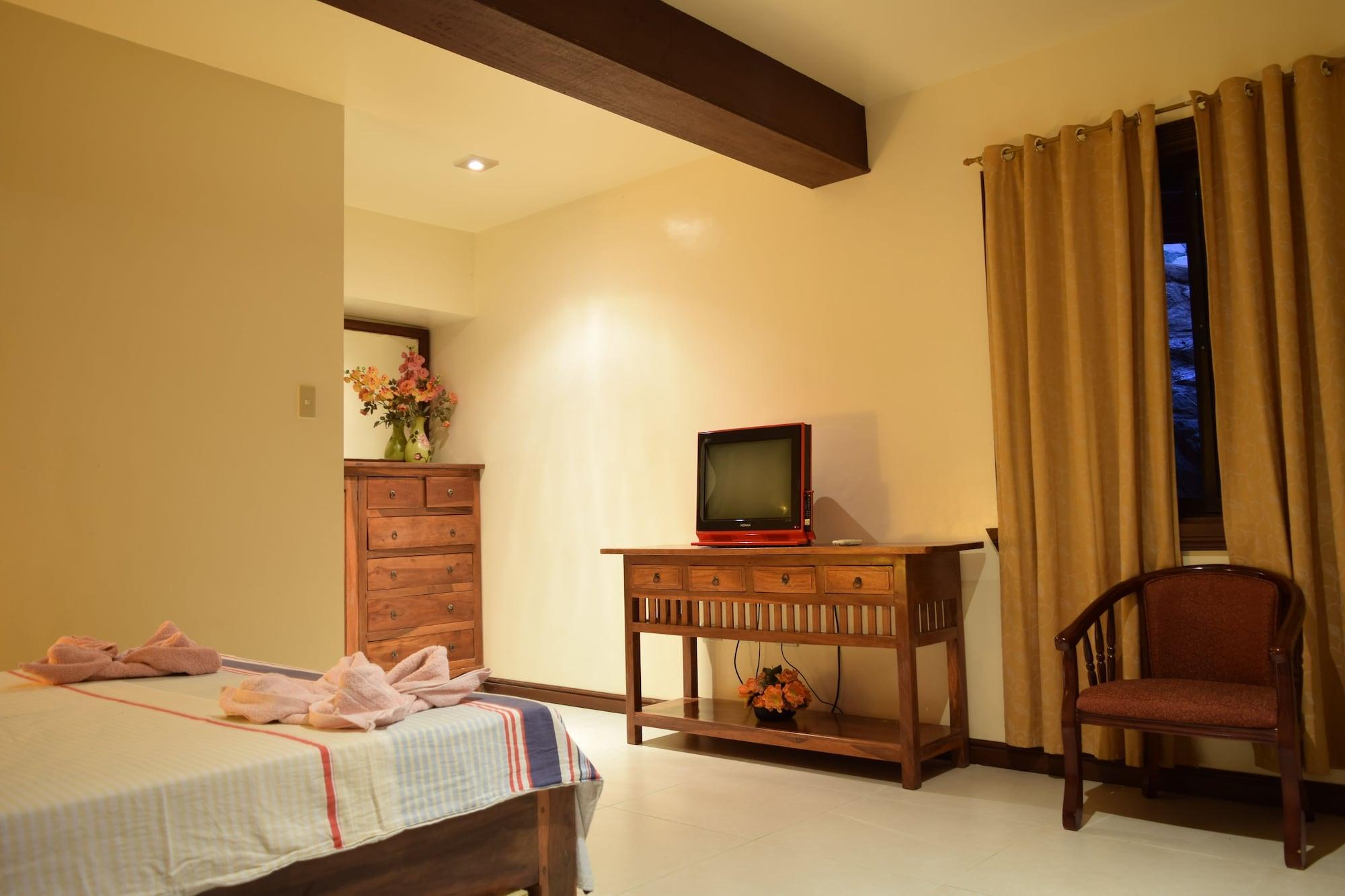 פוארטו גאלרה Tribal Hills Mountain Resort מראה חיצוני תמונה